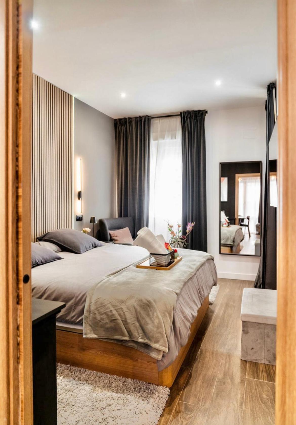 Luxury And Elegant Apartment Мадрид Экстерьер фото